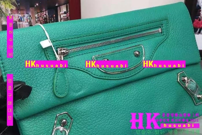 �߷��þư� Ŭ��ġ�� 084357-4