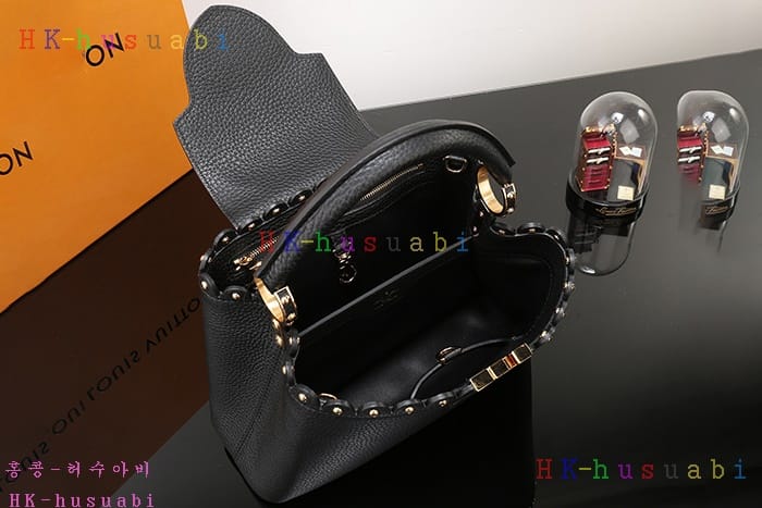 �ڹ̷��ޡ� ���̺��� īǶ�� M54565