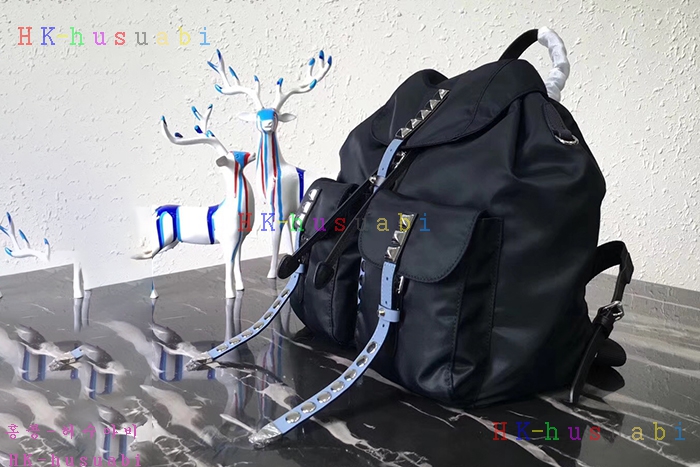 �ڹ̷��ޡ� ����� ���͵� ���� PR 1BZ811-3