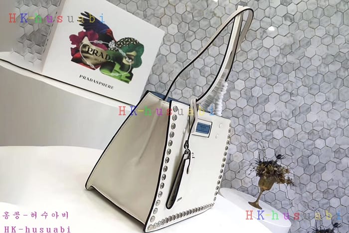 �ڹ̷��ޡ� ����� ��Ƽ�� ���͵� ����� PR 1BG121-2