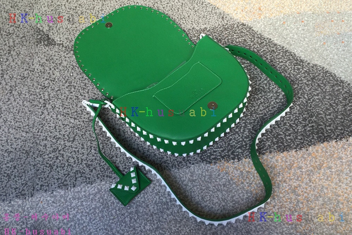 �ڹ̷��ޡ�  �߷�Ƽ�� �Ż� ũ�ν��� V2087#