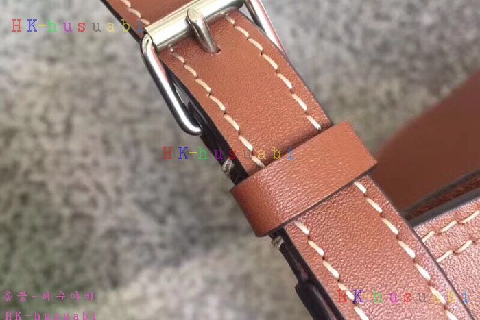 �ڹ̷��ޡ� ������ STUDS CABAS CL18090