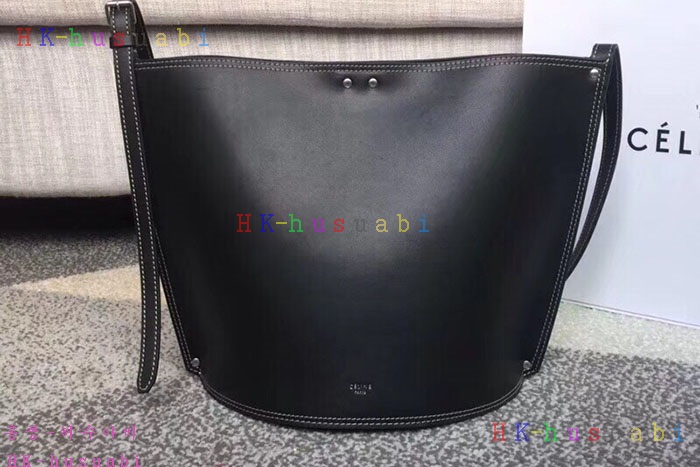 �ڹ̷��ޡ� ������ STUDS CABAS CL18090-4