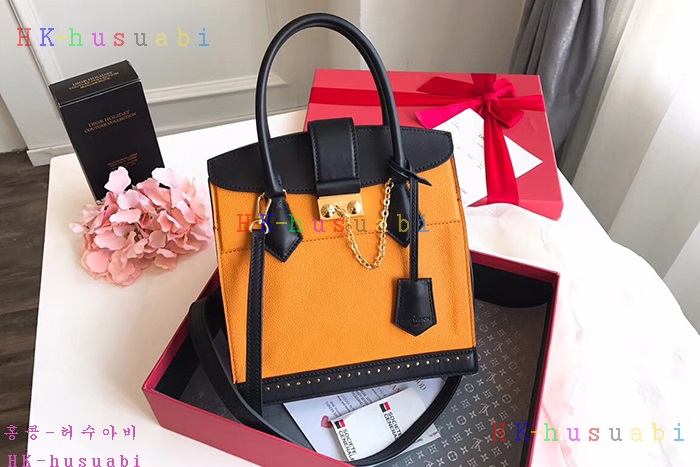 �ڹ̷��ޡ� ���̺��� �Ż� ��Ʈ�� M51654-4