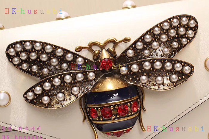 �ڹ̷��ޡ� ���� ��ε���̹�   GU 453778-2
