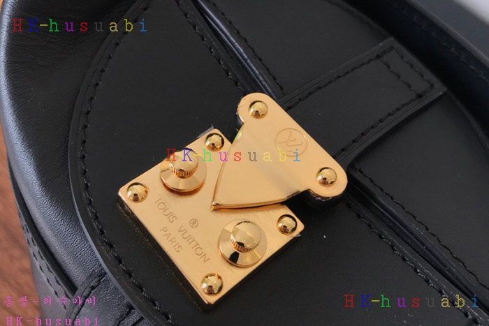 �ڹ̷��ޡڷ��̺��� ������ M53044