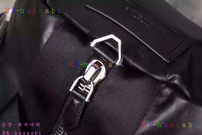 �ڹ̷��ޡ� ����� ���׹��� GV 358870