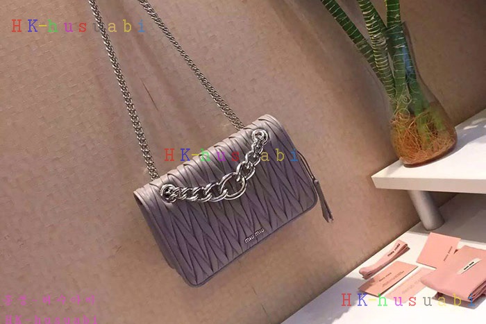 �ڹ̷��ޡ� �̿�̿� ���׶� ����� MU 5BE104-2