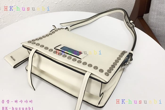 �ڹ̷��ޡ� ����� ���� ����Ʈ ��Ƽ�� ����� PR 1BD082-4