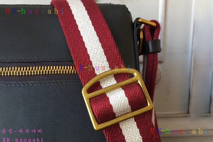 �ڹ̷��ޡ� �߸� ������ ũ�ν��� BL68088
