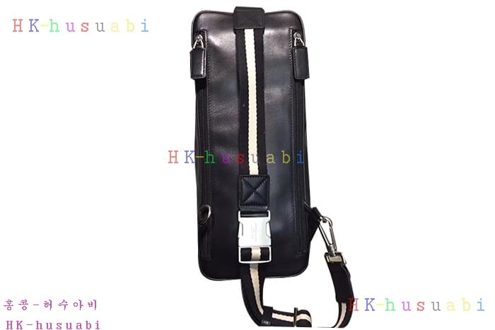 �ڹ̷��ޡ� �߸� ������ ũ�ν��� BL580170-2