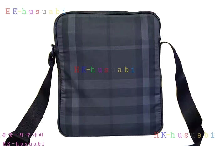 �ڹ̷��ޡ� ������ �Ż� ũ�ν��� BB58066