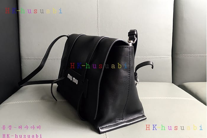 �ڹ̷��ޡ� �̿�̿� �ΰ� �÷� ����� MU 5BD073-2