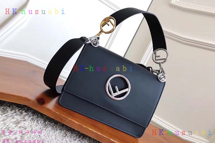 �ڹ̷��ޡ���� ĭ���� ��Ʈ����� FD699950-3
