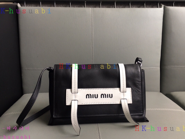 �ڹ̷��ޡ� �̿�̿� �ΰ� �÷� ����� MU 5BD075-3