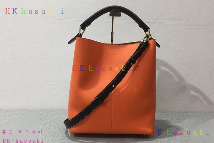 �ڹ̷��ޡ� �ο��� ��Ŷ�� LW 88620-2