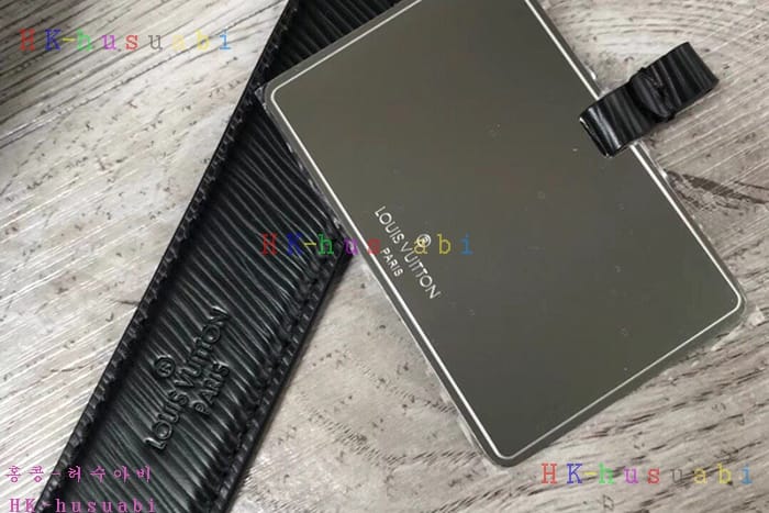 �ڹ̷��ޡ� ���̺��� Ʈ����Ʈ�� M50282V-3