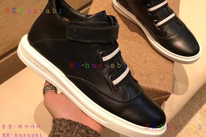 NEW 2018SS ���̺��� ������ ����Ŀ�� LV778414