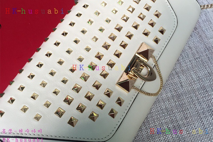 �ڹ̷��ޡ� �߷�Ƽ�� �����͵� ü�ι�  V 2045-2-4