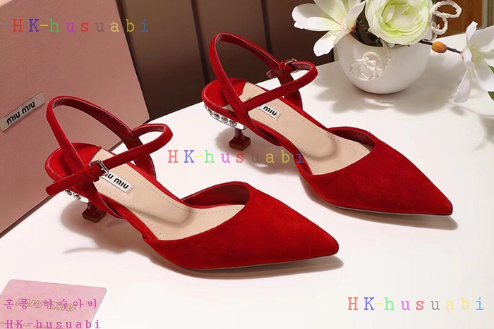 NEW 2018SS �̿�̿� ������ �Ź� MU 658812