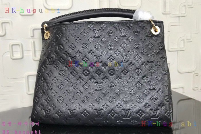 �ڹ̷��ޡ� ���̺��� �������� ��ġ M94171-3