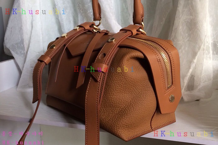�ڹ̷��ޡ� ����� �����̹� GV 665844-2