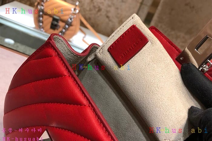 �ڹ̷��ޡ� 2018SS���ο� ������� �̴� ũ�ν��� CL 45540-4