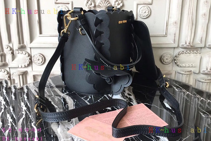 �ڹ̷��ޡ� �̿�̿� �Ż� ��Ŷ�� MM 5BE012-3