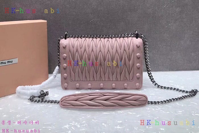 �ڹ̷��ޡ� �̿�̿� ���׶� �����  MM 5BD086