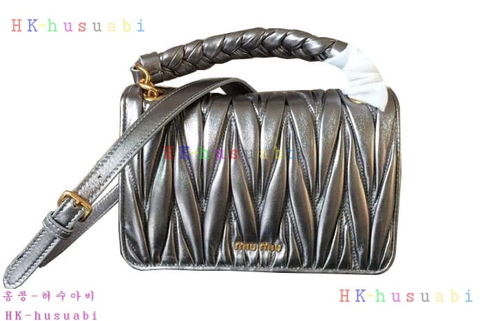 �ڹ̷��ޡ� �̿�̿� ���׶�� ž�ڵ� ����� MM 5BD051#-4