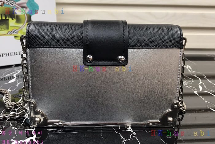 �ڹ̷��ޡ� ����� ī�̿� ����� P 1BH018-2