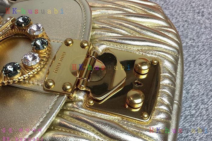 �ڹ̷��ޡ� �̿�̿� ���׶�� ����� M 5BH111-5