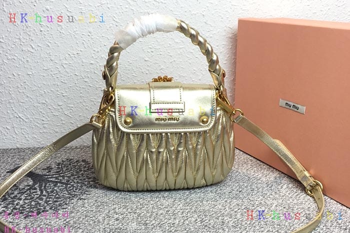 �ڹ̷��ޡ� �̿�̿� ���׶�� ����� M 5BH111-5