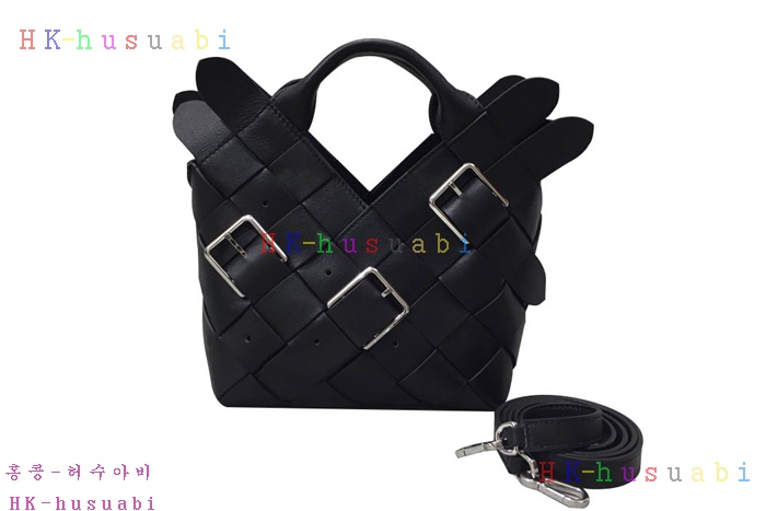 �ڹ̷��ޡ� 2018SS �ο������ ��Ŭ ���� �ٽ��� �� �̴� LW 88725