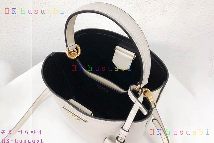 �ڹ̷��ޡ� ����� ������ PR 1BA212