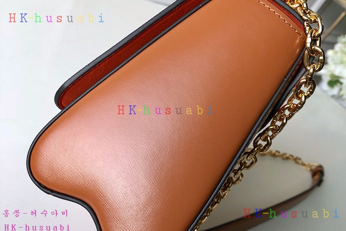 �ڹ̷��ޡ� ���̺��� Ʈ����Ʈ ü�ι�  LV M44408-3