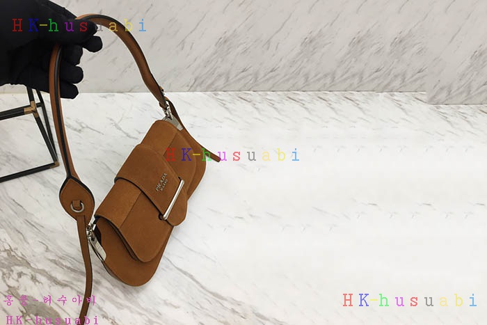 �ڹ̷��ޡ� ����� �õ��� �����  PR 1BD168-3