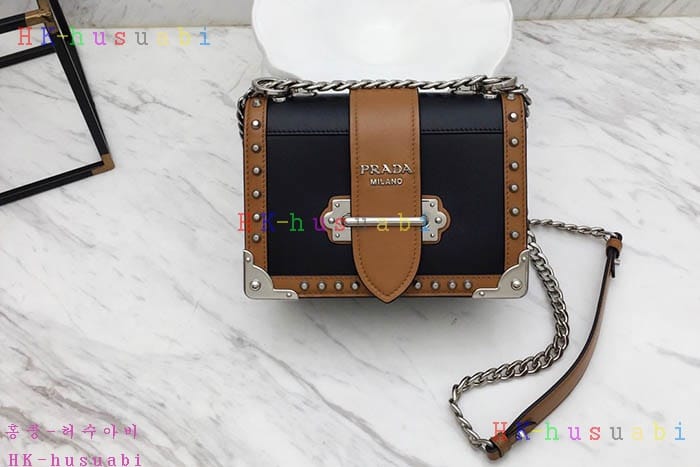 �ڹ̷��ޡ� ����� ī�̿��� PR 1BD045-2