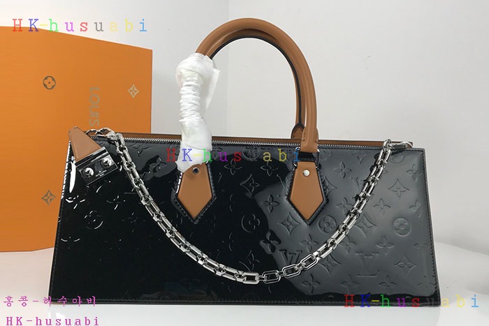 �ڹ̷��ޡ� 2019SS ���̺��� ũ���� ��帮�� LV M44371-5