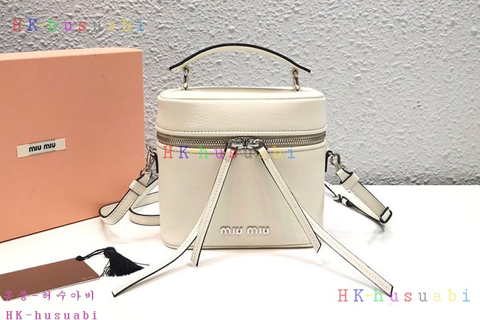 �ڹ̷��ޡ� �̿�̿� ���� ����� MU 5BH122-2