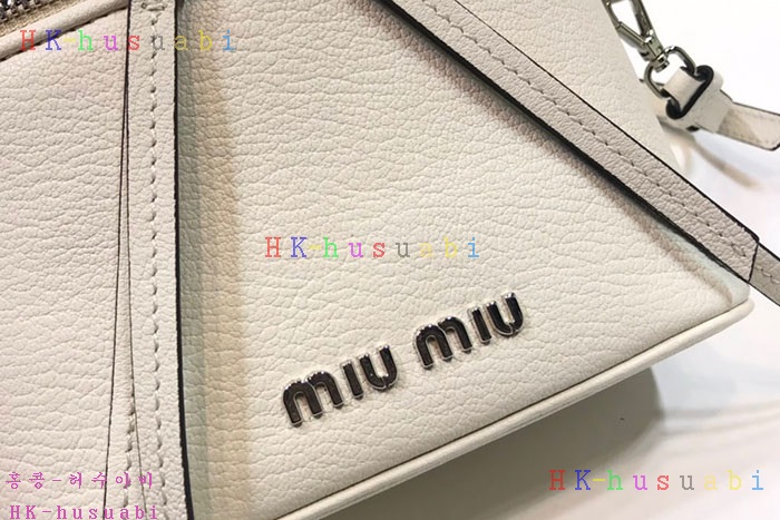 �ڹ̷��ޡ� �̿�̿� ���� ����� MU 5BH122-2