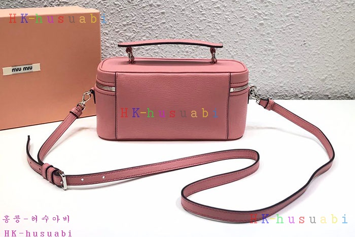 �ڹ̷��ޡ� �̿�̿� ���� ����� MU 5BH121-2
