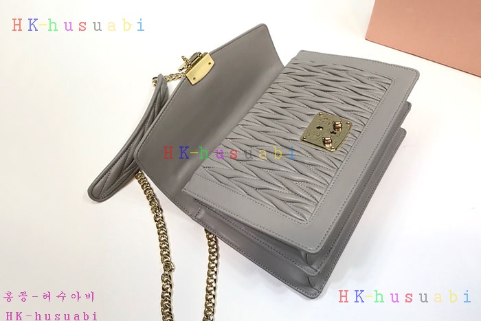 �ڹ̷��ޡ� �̿�̿� ���ǵ��� ��Ʋ�� ��Ʈ�� MU  5BA094��4