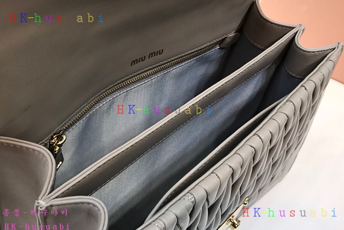 �ڹ̷��ޡ� �̿�̿� ���ǵ��� ��Ʋ�� ��Ʈ�� MU  5BA094��4