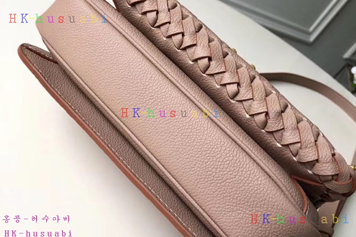 �ڹ̷��ޡ� ���̺��� ����Ʈ ��Ƽ��  M43942