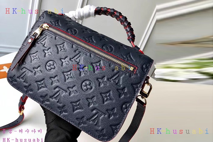 �ڹ̷��ޡ� ���̺��� ����Ʈ ��Ƽ��  M43941-3
