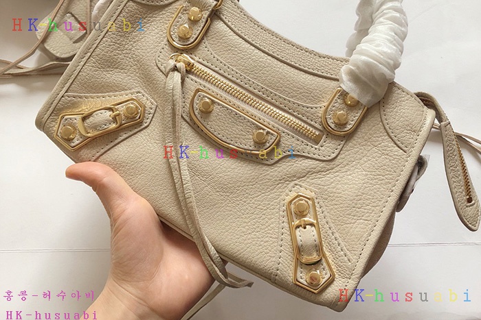 �ڹ̷��ޡ� �߷��þư� �̴� ��Ƽ�� BL 298A-2