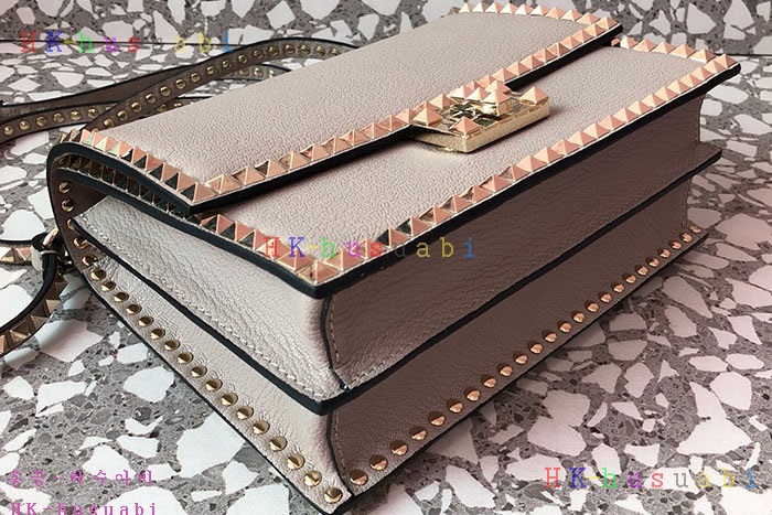 �ڹ̷��ޡ� �߷�Ƽ�� �����ٴ� ��Ʈ�� 0044#-4