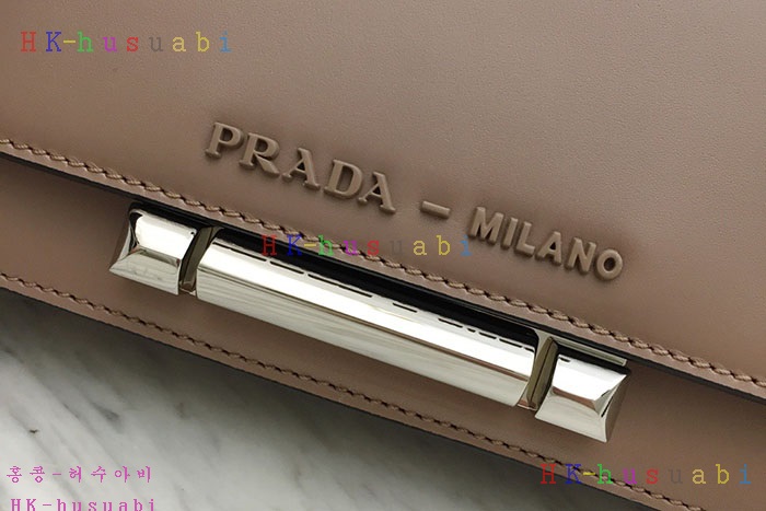 �ڹ̷��ޡ� ����� �ú��� ���� ����� P 1BD165-11