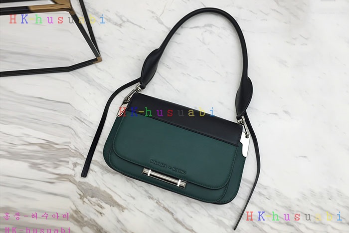 �ڹ̷��ޡ� ����� �ú��� ���� ����� P 1BD165-13
